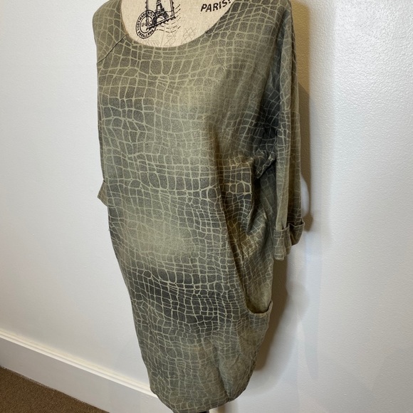 Wi & co Made in Spain short sleeve sweater dress Medium M - Picture 8 of 13